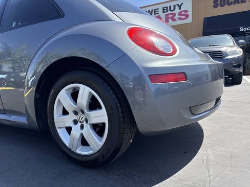 Used 2007 Volkswagen Beetle Coupe w/ Package 1 FWD image 32
