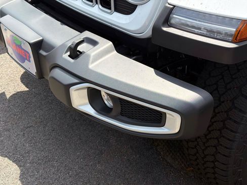 New 2026 Jeep Wrangler Unlimited Sahara AWD/4WD image 6
