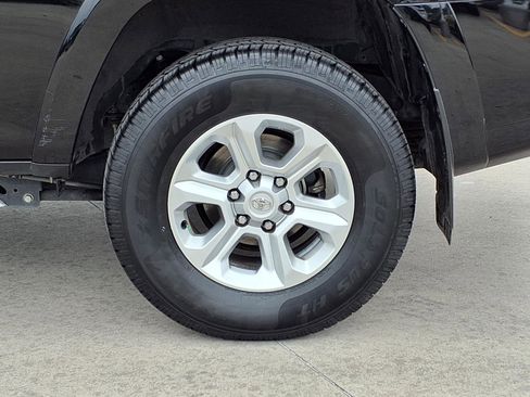 Used 2023 Toyota 4Runner SR5 image 9