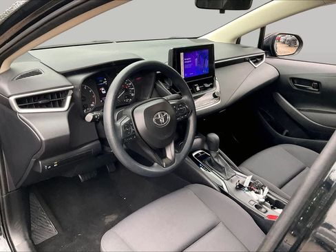 Used 2024 Toyota Corolla LE FWD image 17