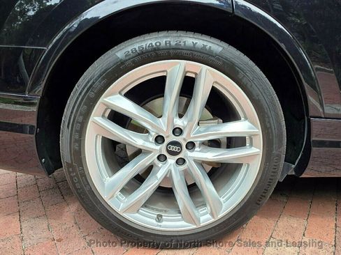 Used 2017 Audi Q7 3.0T Prestige AWD/4WD image 10