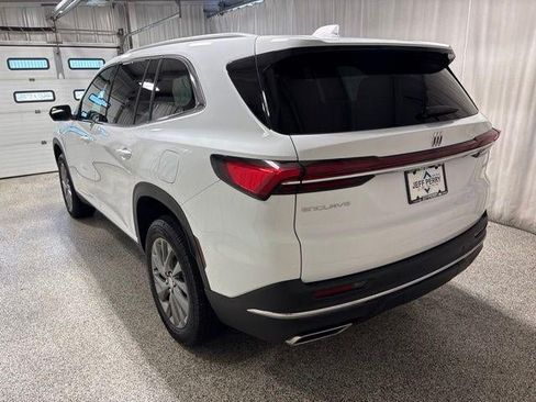 Used 2026 Buick Enclave Preferred FWD image 6
