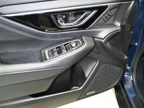 Used 2024 Subaru Outback Limited image 27