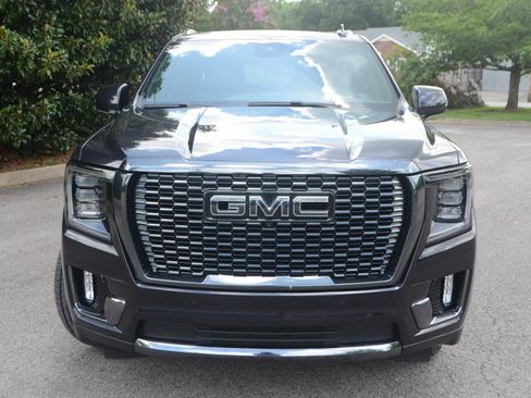 Used 2024 GMC Yukon XL Denali Ultimate AWD/4WD image 8