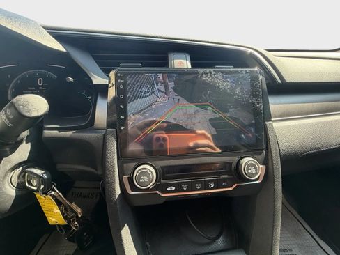 Used 2019 Honda Civic LX image 10
