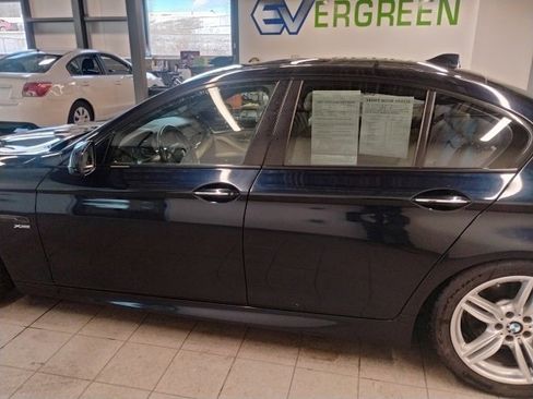 Used 2012 BMW 550i xDrive Sedan image 4