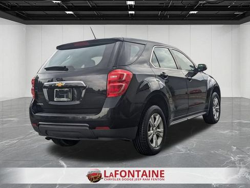 Used 2017 Chevrolet Equinox LS FWD image 5