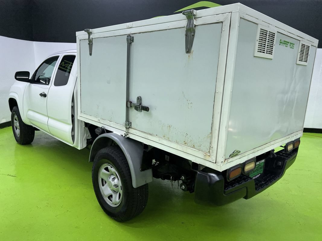 Used 2023 Toyota Tacoma SR AWD/4WD image 7