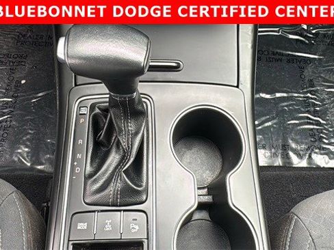 Used 2019 Kia Sorento LX w/ LX Convenience Package image 21