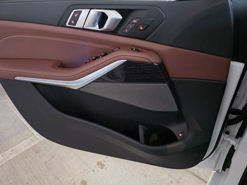 New 2026 BMW X5 xDrive50e AWD/4WD image 16
