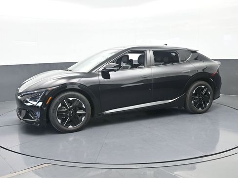 Used 2025 Kia EV6 GT-Line RWD image 2