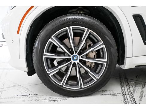 Used 2023 BMW X5 xDrive45e w/ Executive Package AWD/4WD image 24