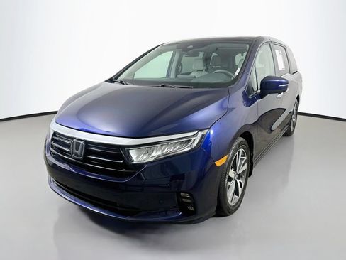 Used 2023 Honda Odyssey Touring image 3