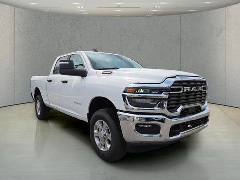 New 2026 RAM 2500 Big Horn AWD/4WD image 13