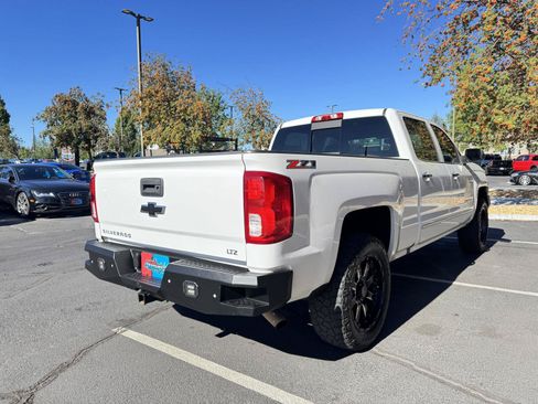 Used 2017 Chevrolet Silverado 1500 LTZ Z71 w/ LTZ Plus Package AWD/4WD image 5