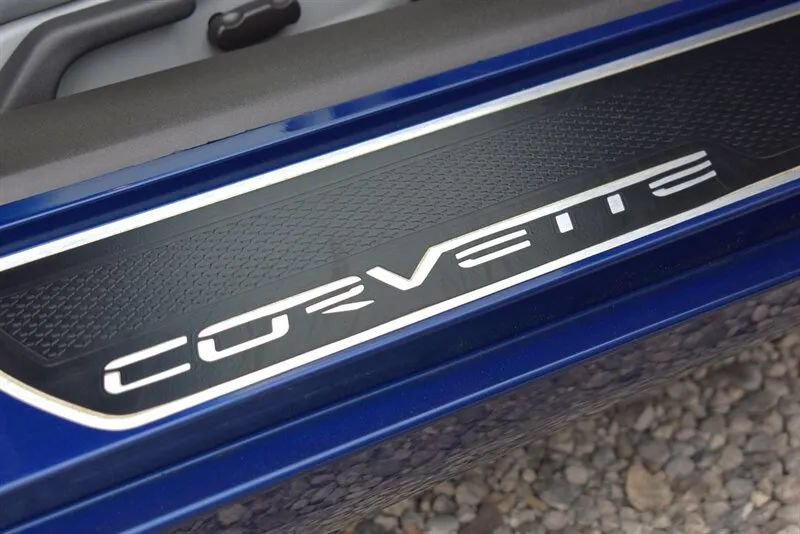 Used 2005 Chevrolet Corvette Coupe w/ Preferred Equipment Group RWD image 28