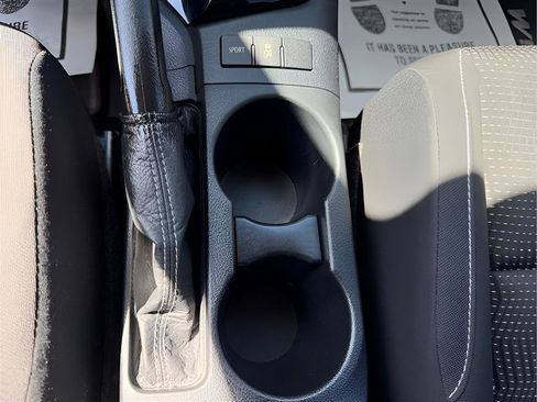 Used 2017 Toyota Corolla iM image 34