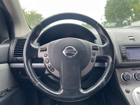 Used 2012 Nissan Sentra 2.0 SR w/ Special Edition Pkg FWD image 17