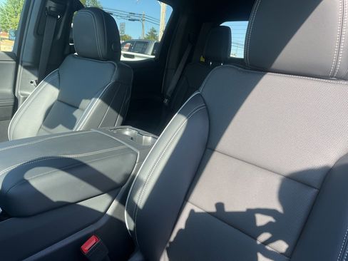 New 2025 Chevrolet Silverado EV LT image 15