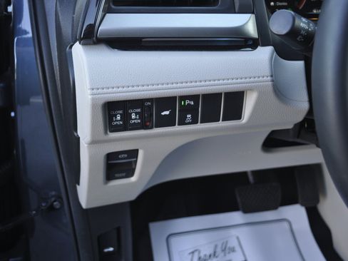 Used 2025 Honda Odyssey Touring image 20