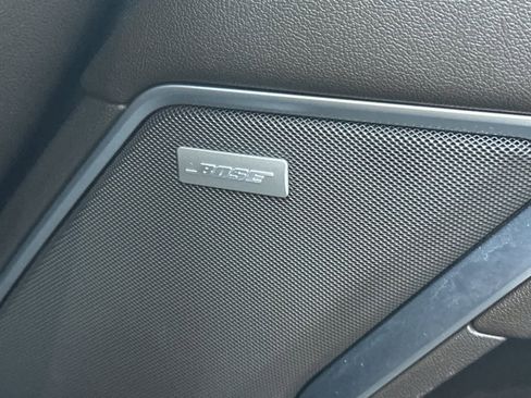 Used 2022 Chevrolet Silverado 1500 LTZ w/ LTZ Premium Package image 21