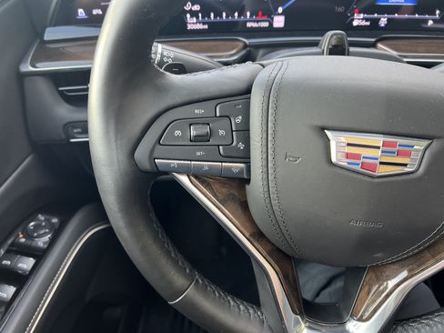 Used 2024 Cadillac Escalade Sport Platinum AWD/4WD image 16