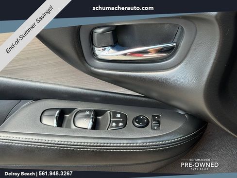 Used 2016 Nissan Murano SL w/ SL Technology Package FWD image 23