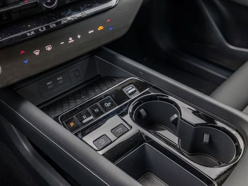 New 2025 Nissan Murano SL image 15