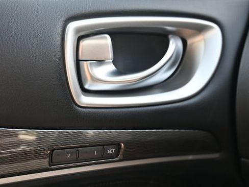 Used 2019 INFINITI QX60 Luxe w/ Essential Package AWD/4WD image 44