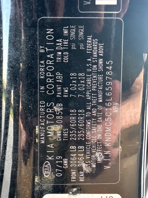 Used 2020 Kia Sedona SX FWD image 11