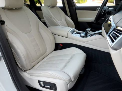 Used 2020 BMW X6 sDrive40i w/ Premium Package RWD image 14