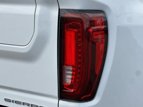 Used 2022 GMC Sierra 3500 Denali image 48