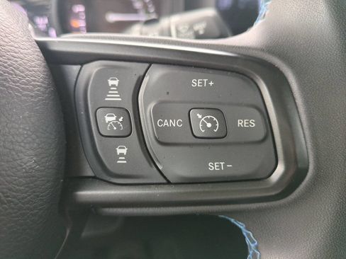 Used 2024 Jeep Wrangler Unlimited Rubicon 4xe AWD/4WD image 28