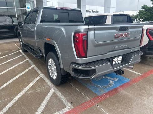 Used 2024 GMC Sierra 2500 Denali AWD/4WD image 3