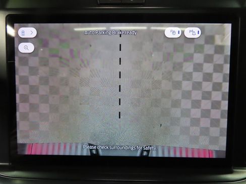 Used 2025 Ford F350 Platinum w/ FX4 Off-Road Package image 16