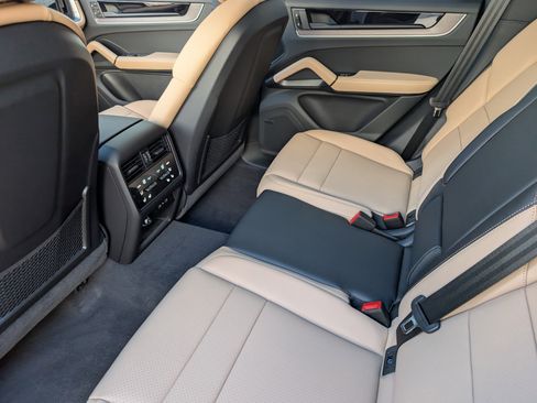 New 2026 Porsche Cayenne E-Hybrid image 23