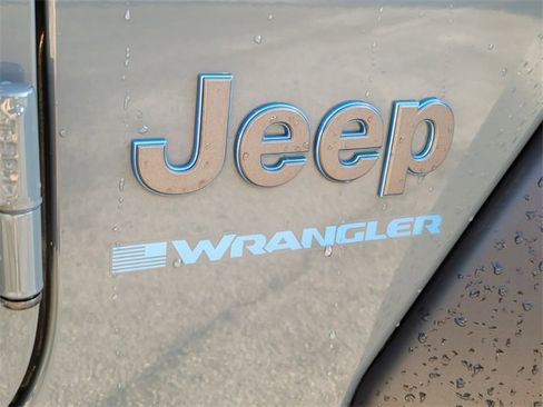 Used 2024 Jeep Wrangler Unlimited Rubicon 4xe image 25