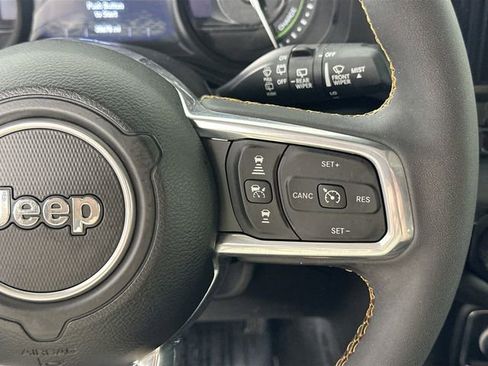 Used 2024 Jeep Wrangler Unlimited Sahara AWD/4WD image 21