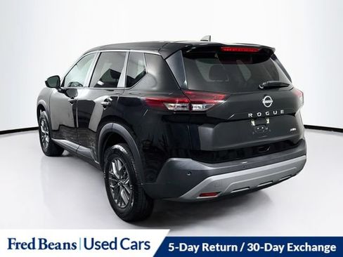 Used 2023 Nissan Rogue S AWD/4WD image 6