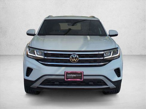 Used 2020 Volkswagen Atlas Cross Sport SEL AWD/4WD image 2