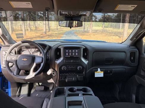 New 2026 Chevrolet Silverado 1500 Custom w/ LPO, Dark Essentials Package AWD/4WD image 16