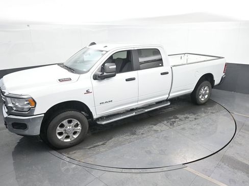 Used 2024 RAM 3500 Big Horn image 41