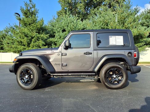 Used 2022 Jeep Wrangler Sport AWD/4WD image 26