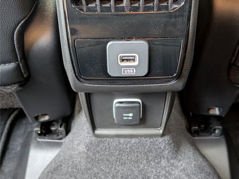 New 2026 Jeep Compass Limited image 11