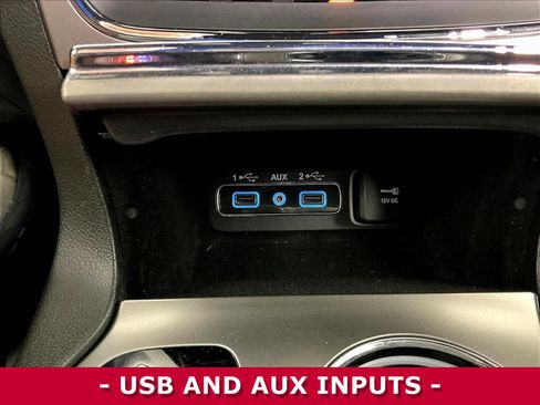 Used 2018 Jeep Grand Cherokee Altitude AWD/4WD image 16
