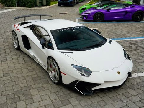 Used 2016 Lamborghini Aventador LP 750-4 Superveloce AWD/4WD image 39