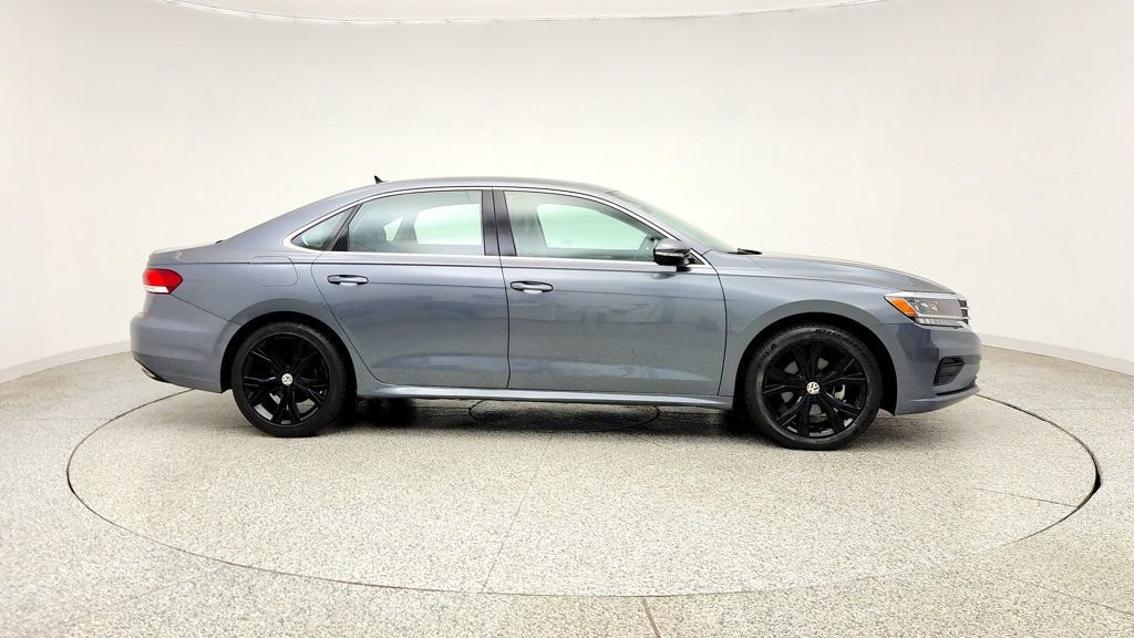 Used 2022 Volkswagen Passat 2.0T SE FWD image 4
