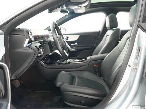 Used 2025 Mercedes-Benz CLA 250 image 14