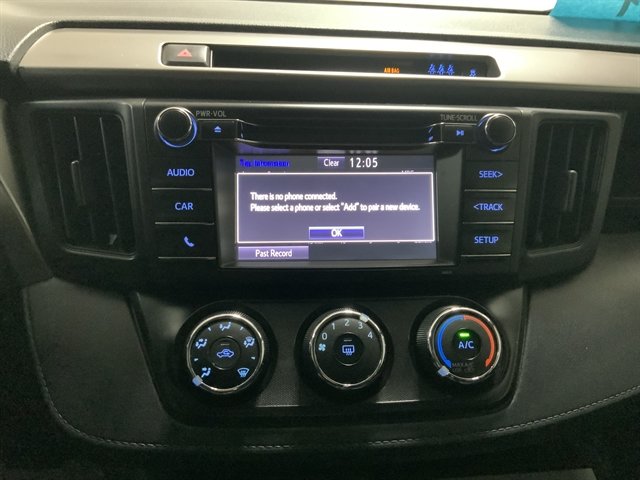Used 2018 Toyota RAV4 LE w/ All Weather Liner Package AWD/4WD image 26