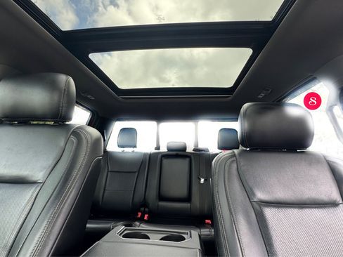 Used 2019 Ford F350 Lariat w/ Lariat Ultimate Package image 18